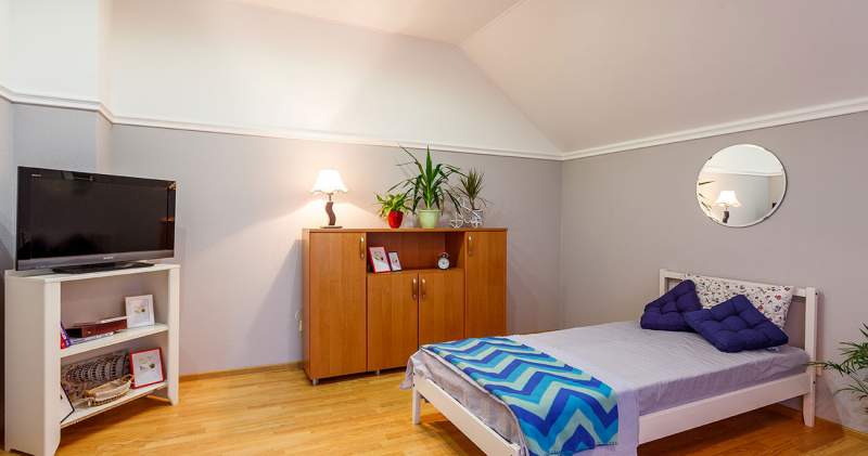 Преимущества проживания в доме для пенсионеров